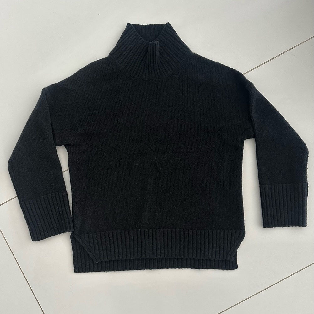 Abercrombie & Fitch Tuckable Easy Turtleneck Sweater